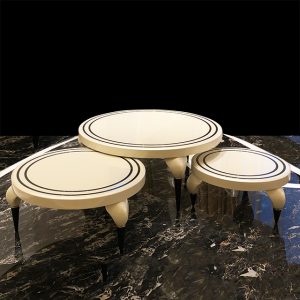 Purity tris table in lacquered white
